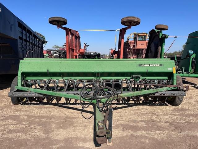 Image of John Deere 450 equipment image 2