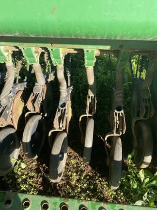 Image of John Deere 450 equipment image 3