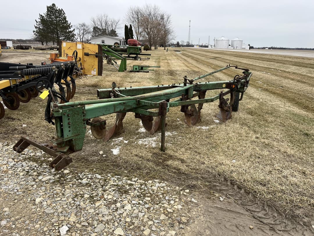 Image of John Deere 450 Primary image