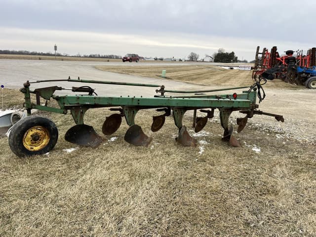 Image of John Deere 450 equipment image 3