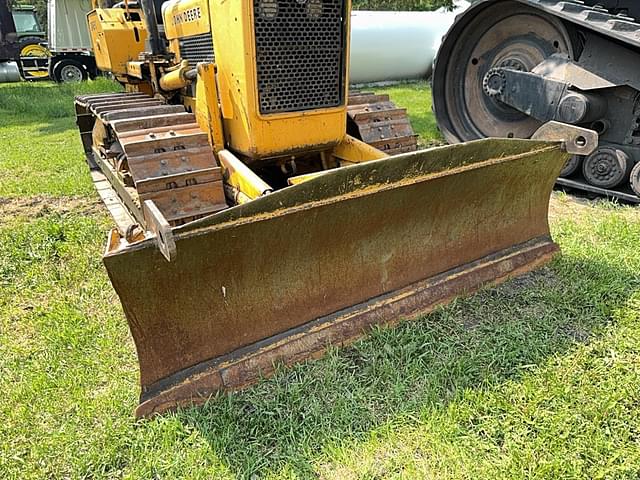 Image of John Deere 450C equipment image 1