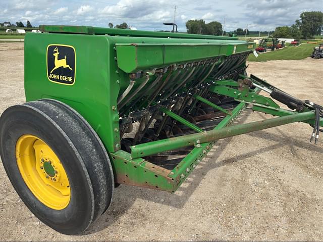 Image of John Deere 450 equipment image 2