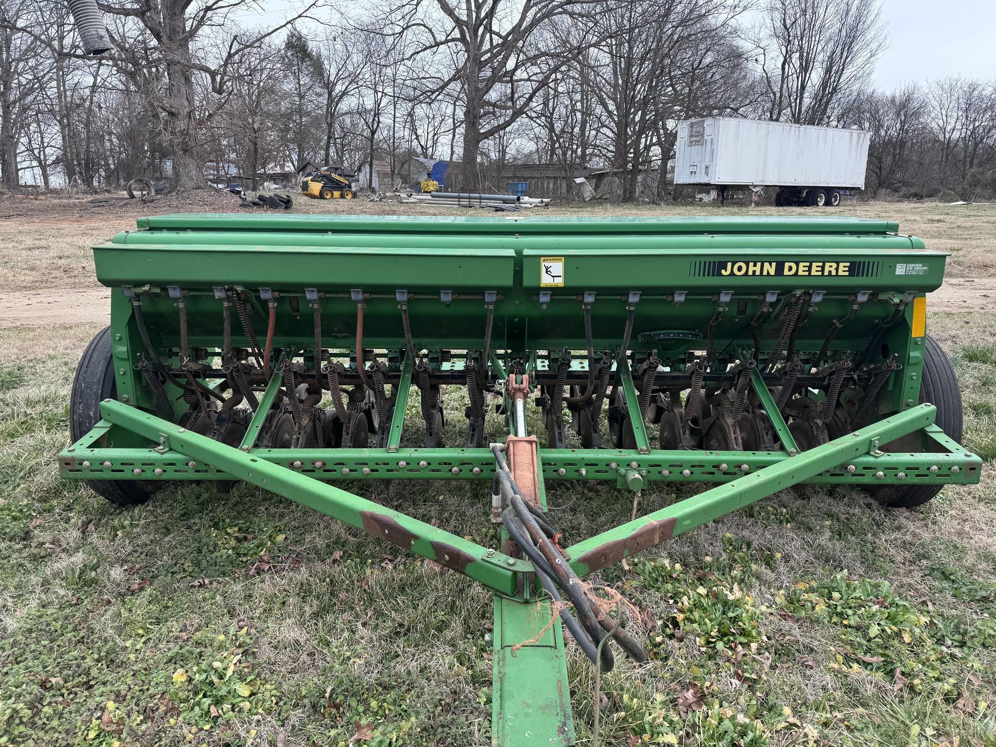 John Deere 450 Equipment Image0