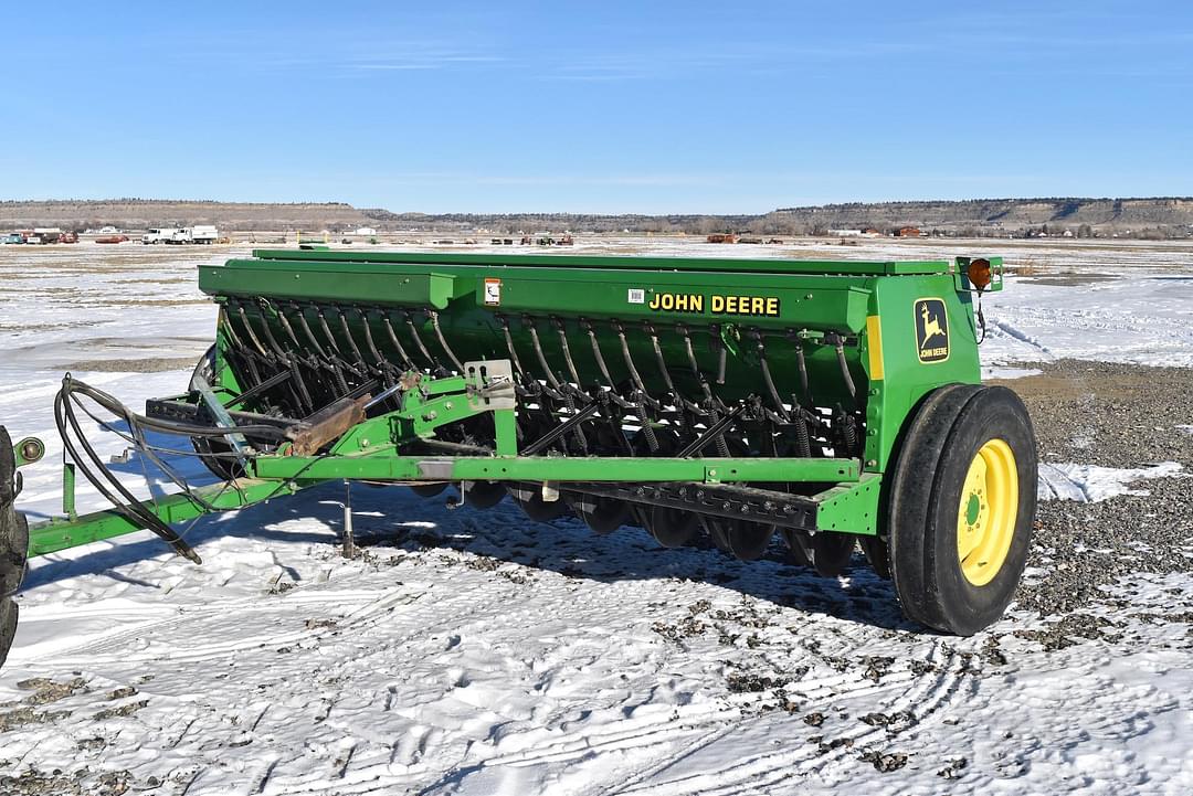 Image of John Deere 450 Primary image