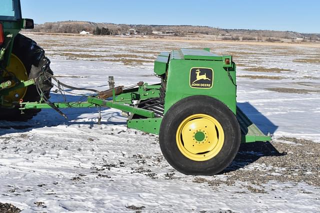 Image of John Deere 450 equipment image 1