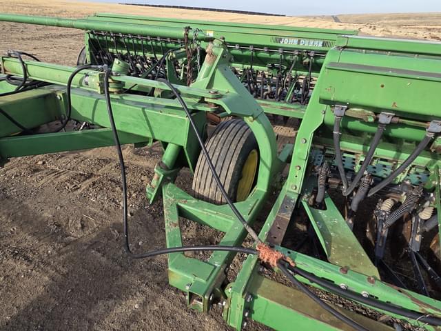 Image of John Deere 450 equipment image 4