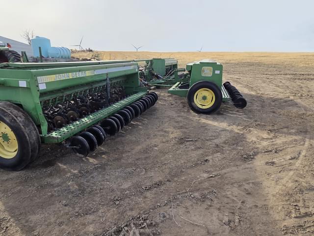 Image of John Deere 450 equipment image 1