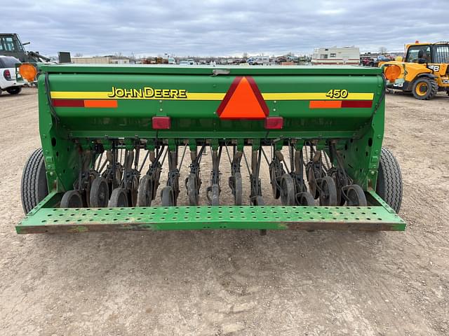 Image of John Deere 450 equipment image 3