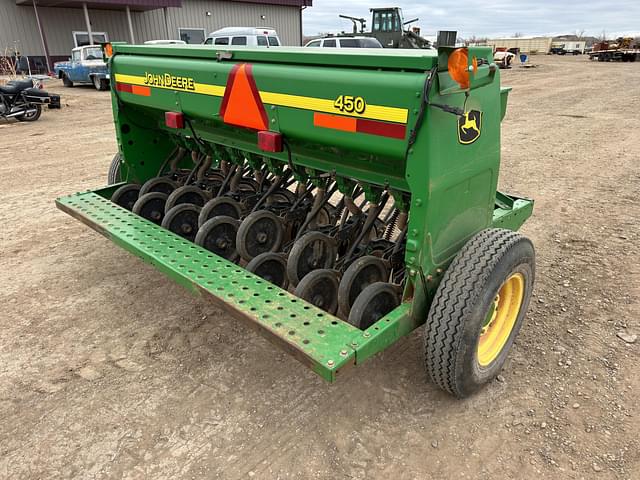 Image of John Deere 450 equipment image 4