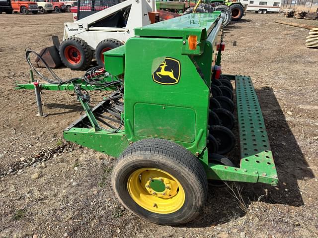Image of John Deere 450 equipment image 3