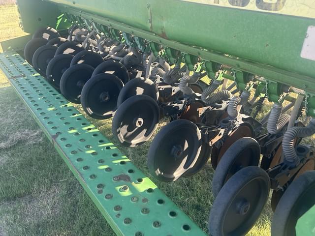 Image of John Deere 450 equipment image 4