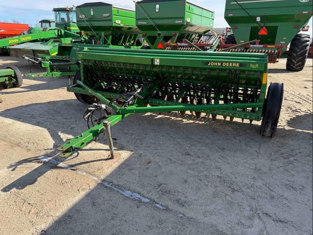 Image of John Deere 450 equipment image 4