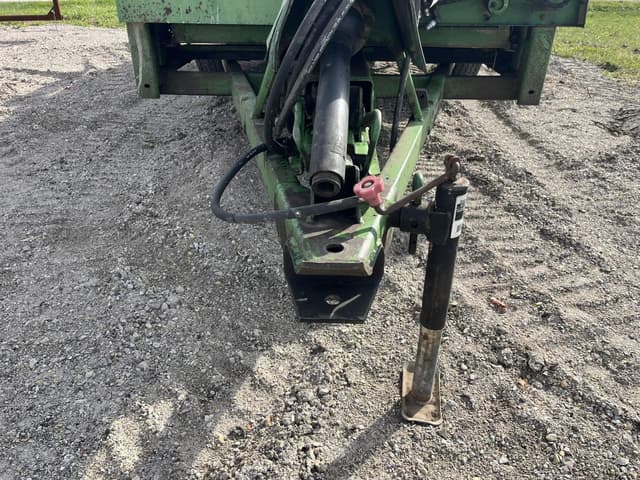 Image of John Deere 450 equipment image 3