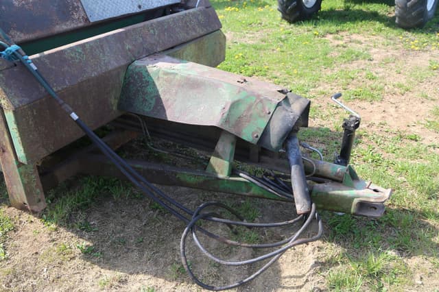 Image of John Deere 450 equipment image 2
