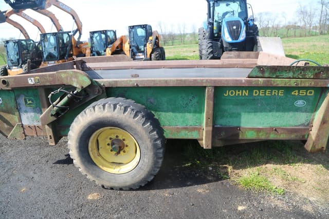 Image of John Deere 450 equipment image 3