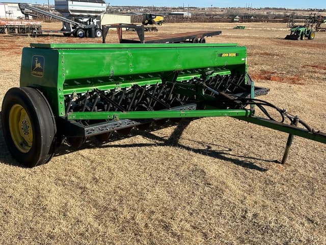 Image of John Deere 450 equipment image 2