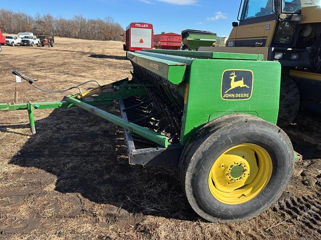 Image of John Deere 450 equipment image 1