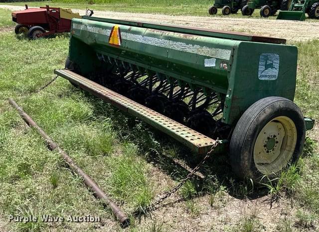 Image of John Deere 450 equipment image 4