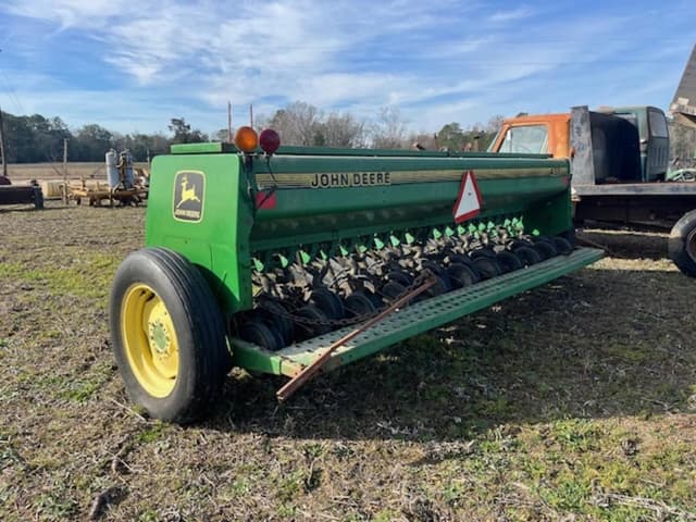 Image of John Deere 450 equipment image 2