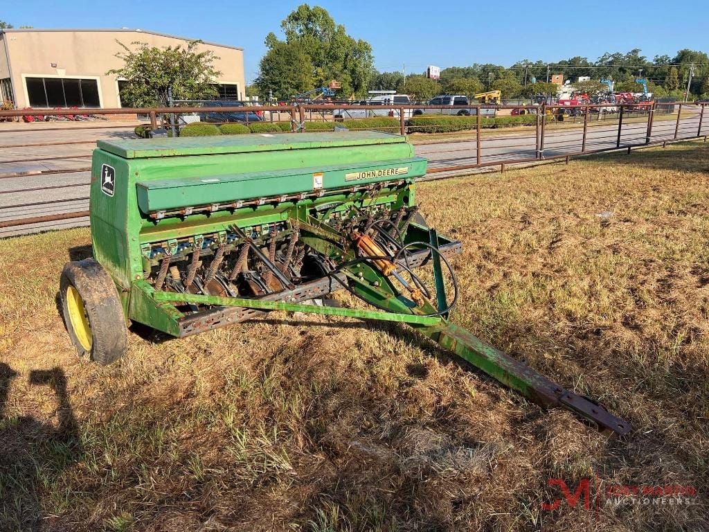 Main image John Deere 450
