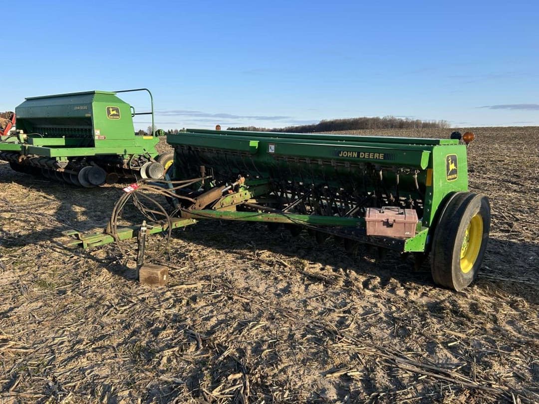 Image of John Deere 450 Primary image