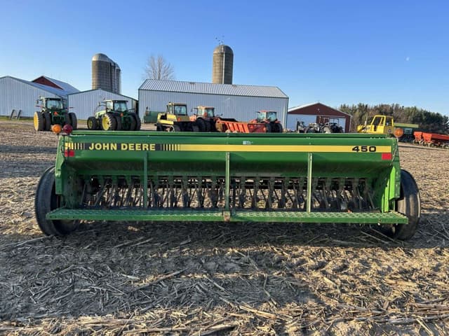 Image of John Deere 450 equipment image 2