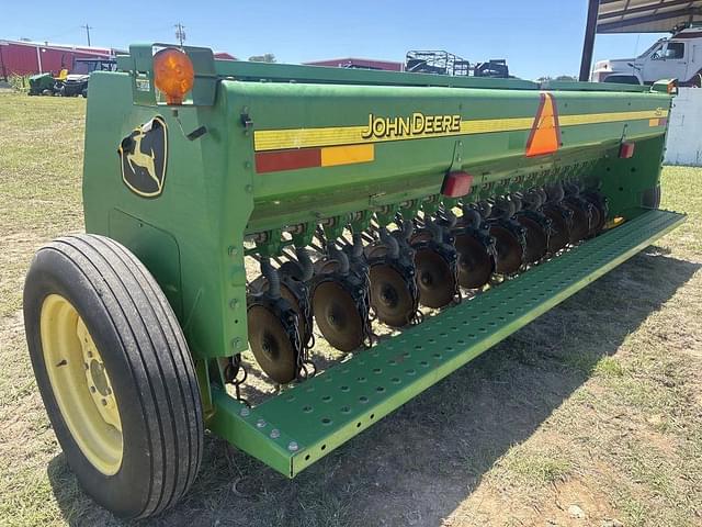 Image of John Deere 450 equipment image 2