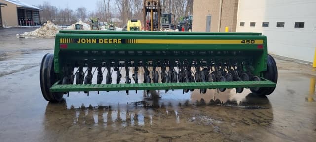 Image of John Deere 450 equipment image 2