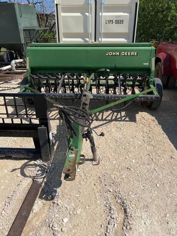 Main image John Deere 450