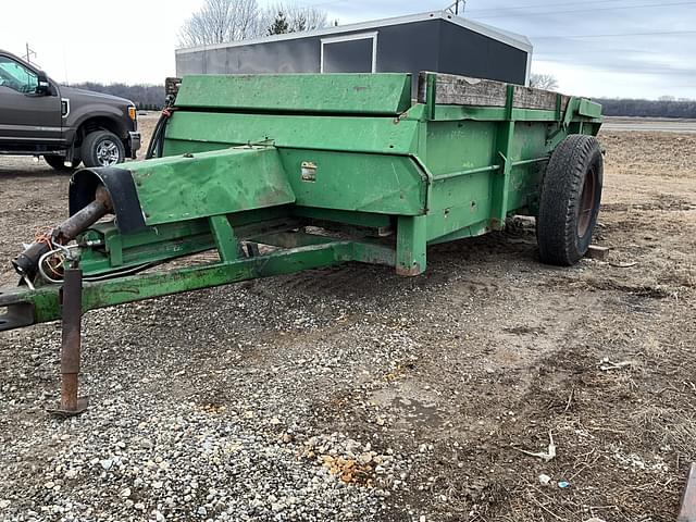 Image of John Deere 450 equipment image 1