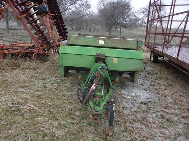 Image of John Deere 450 equipment image 1