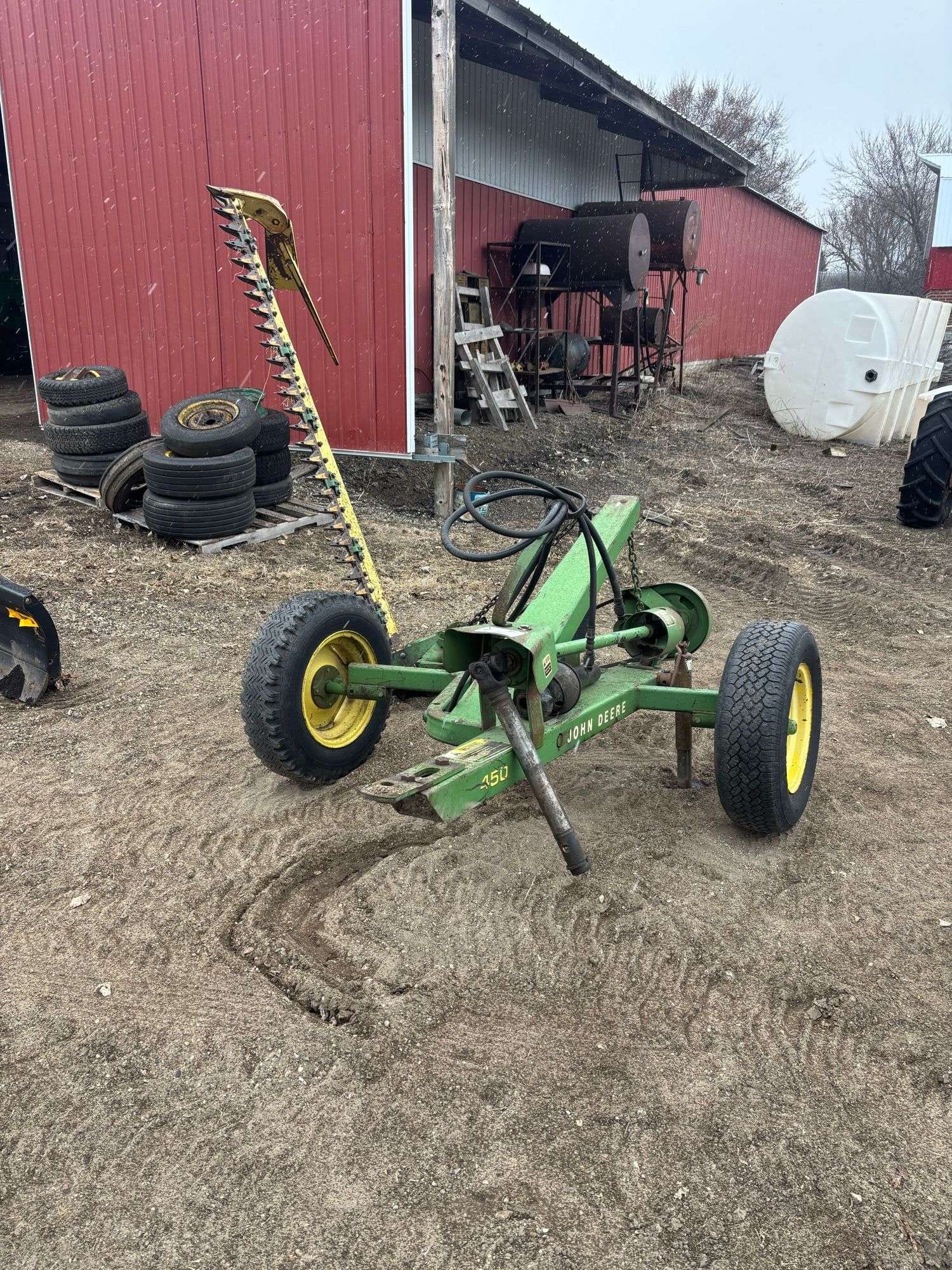 John Deere 450 Equipment Image0