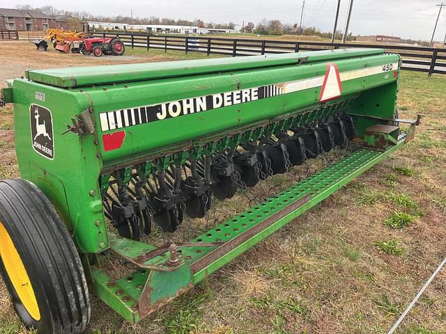 Image of John Deere 450 equipment image 1