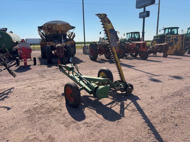 Image of John Deere 450 equipment image 2