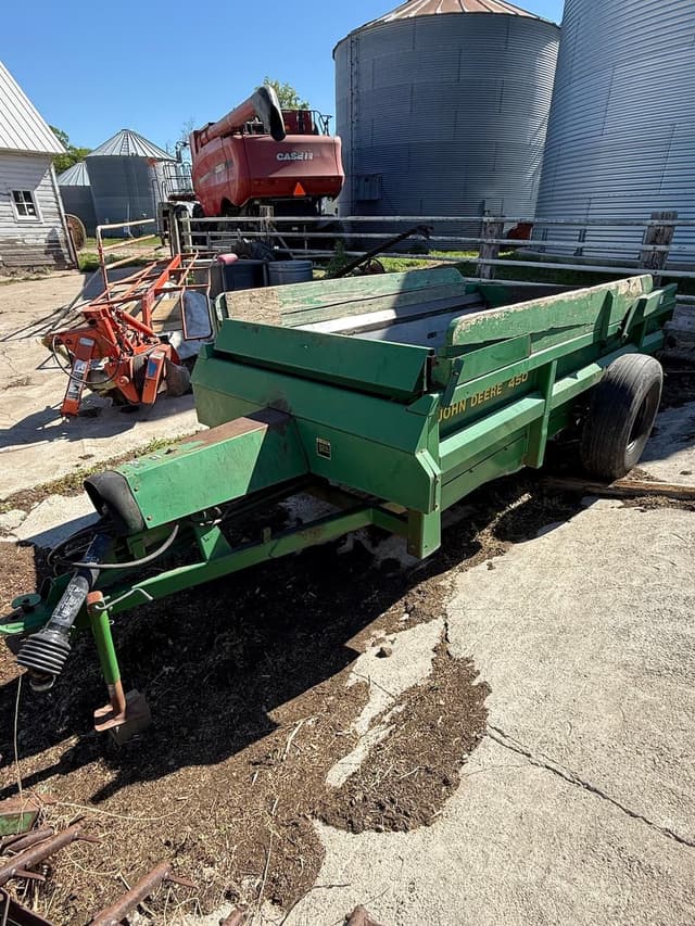 Image of John Deere 450 equipment image 1