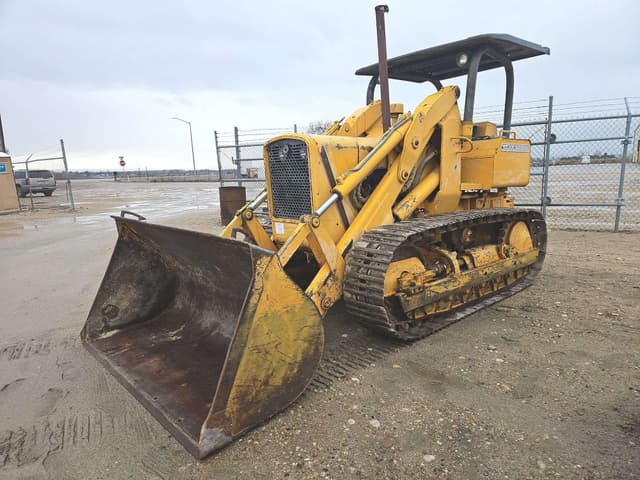 Image of John Deere 450 equipment image 1