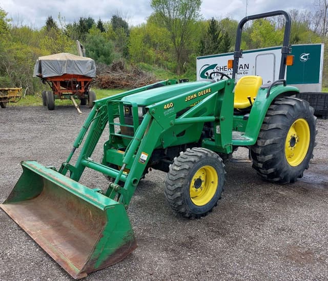 Image of John Deere 4500 equipment image 1