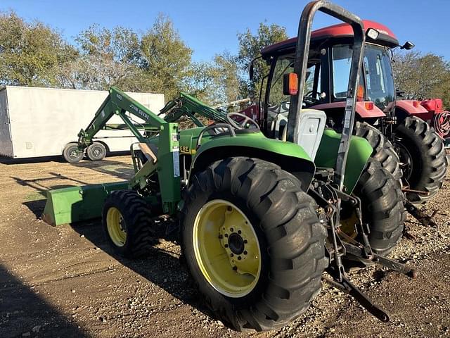 Image of John Deere 4500 equipment image 1