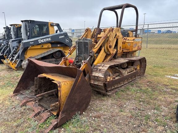 John Deere 450C Equipment Image0