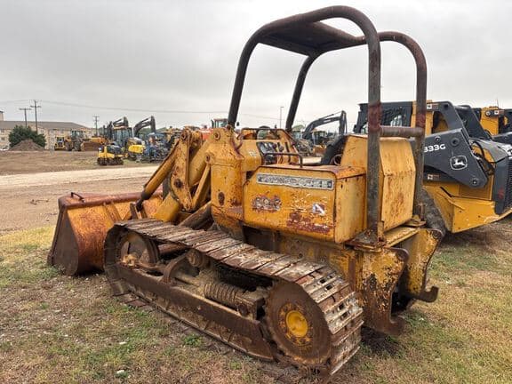Image of John Deere 450C equipment image 2
