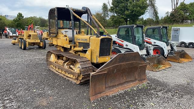 Image of John Deere 450C equipment image 2