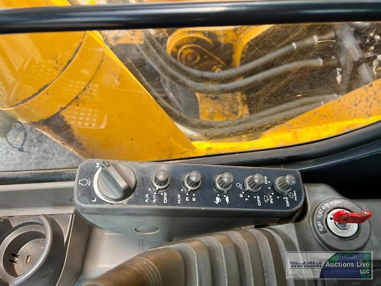 Main image John Deere 450C LC 16