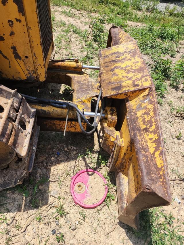 Image of John Deere 450D equipment image 4