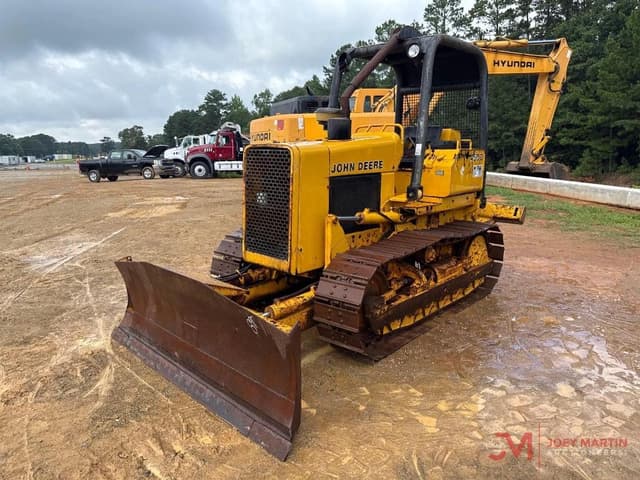 Image of John Deere 450D equipment image 3