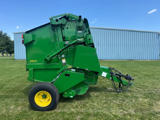 Image of John Deere 450E equipment image 2