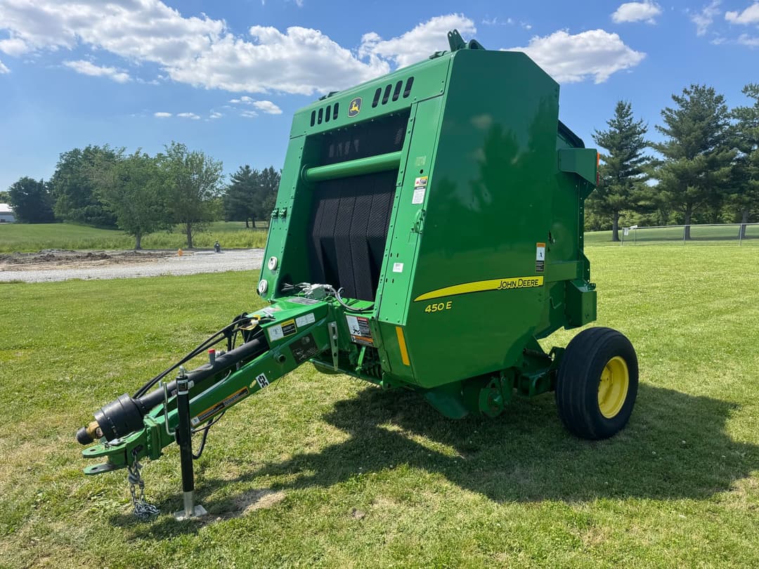 Image of John Deere 450E Primary image