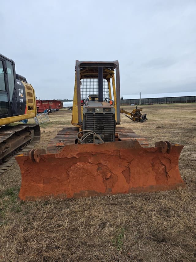 Image of John Deere 450H equipment image 1