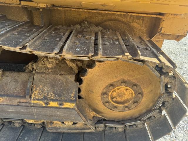 Image of John Deere 450H equipment image 3