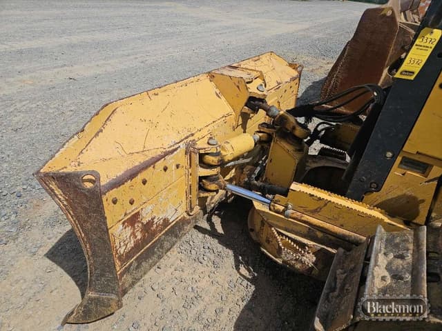 Image of John Deere 450J equipment image 3