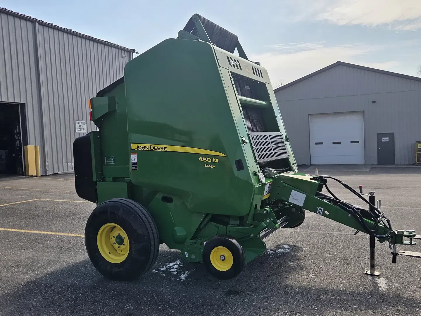 John Deere 450M Equipment Image0